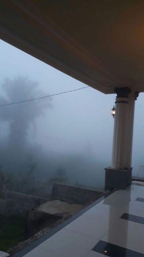 Villa Bravira Cisarua Buitenkant foto